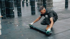 Entretien professionnel de toiture à Liancourt : traitement anti-mousse et services locaux